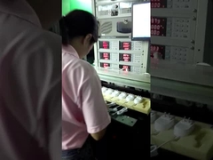 تولید کننده از سیستم آزمایش منبع تغذیه استفاده می کند